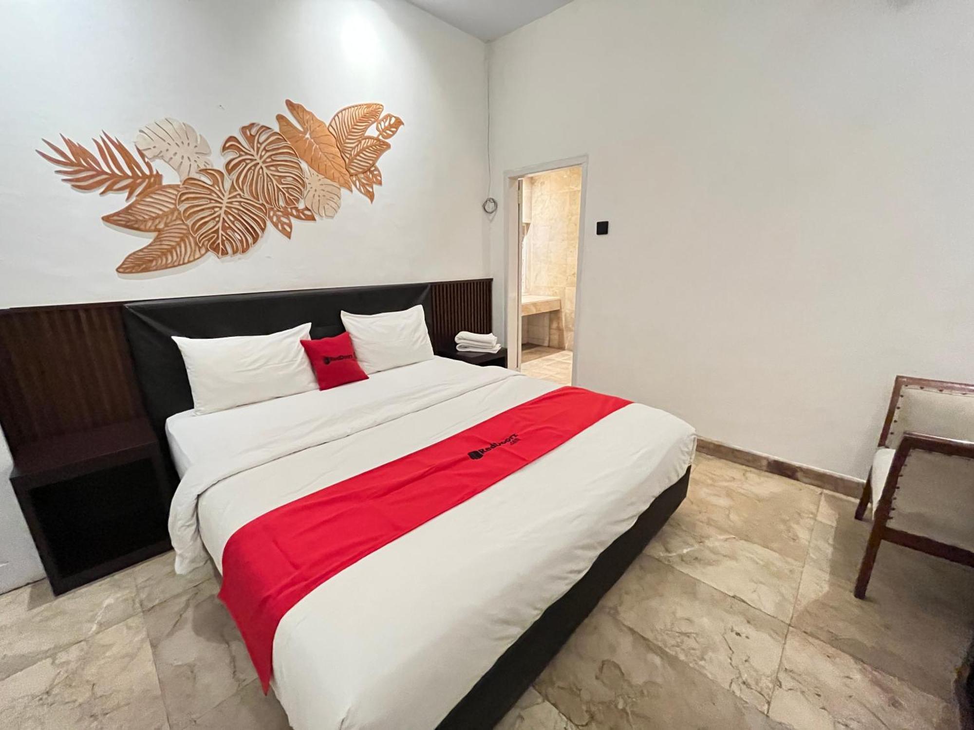 Reddoorz Near Kantor Walikota Manado Ngoại thất bức ảnh